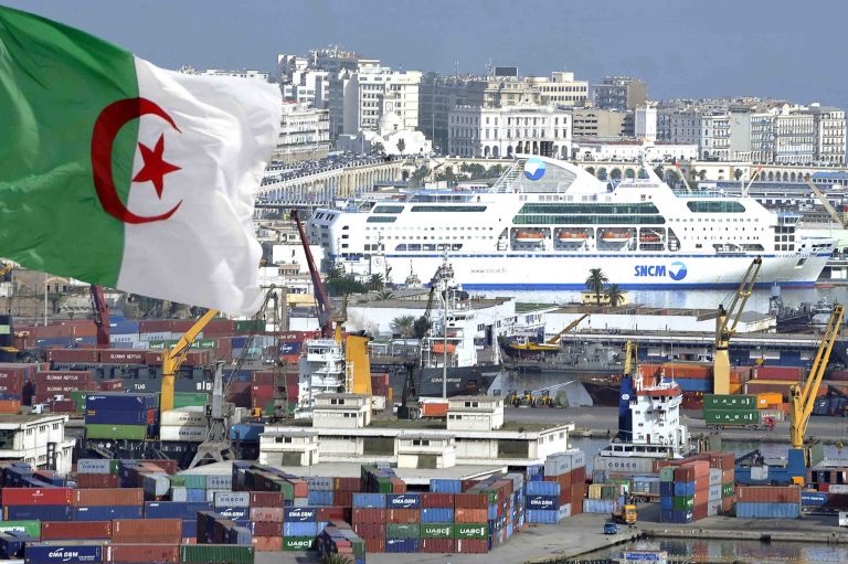 Dynamisme du secteur textile en Algérie et positionnement stratégique d'Alger comme hub commercial